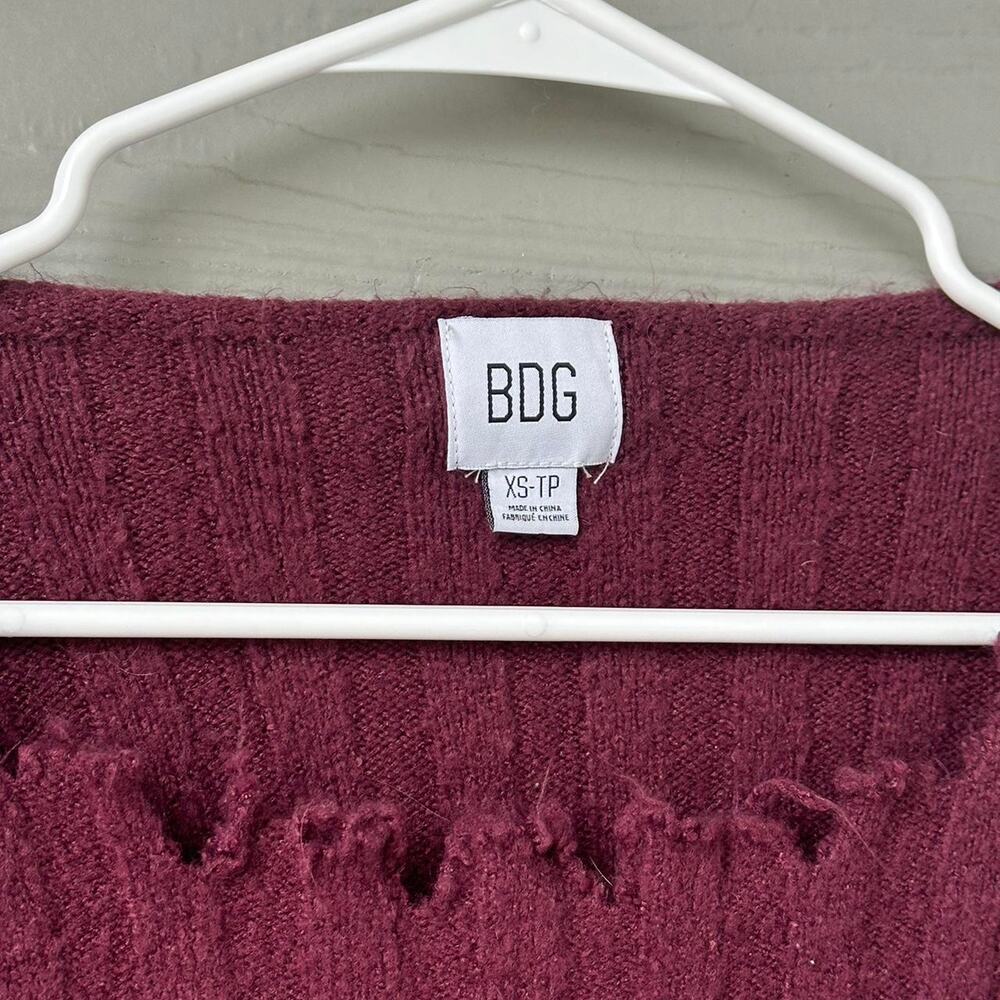 Burgundy BDG cropped sweater - Picture 2 of 2